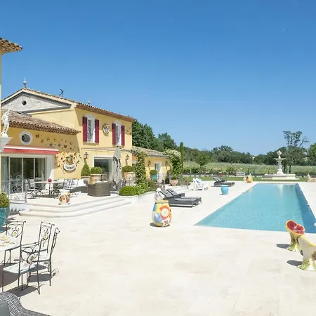 Villa Luxueuse Florentina - 550m2, 6 Chambres, Piscine - *