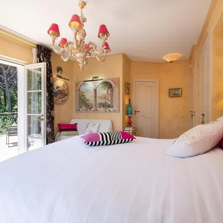 Luxueuse Florentina - 550m2, 6 Chambres, Piscine - * Grimaud