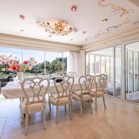 Luxueuse Florentina - 550m2, 6 Chambres, Piscine - Villa